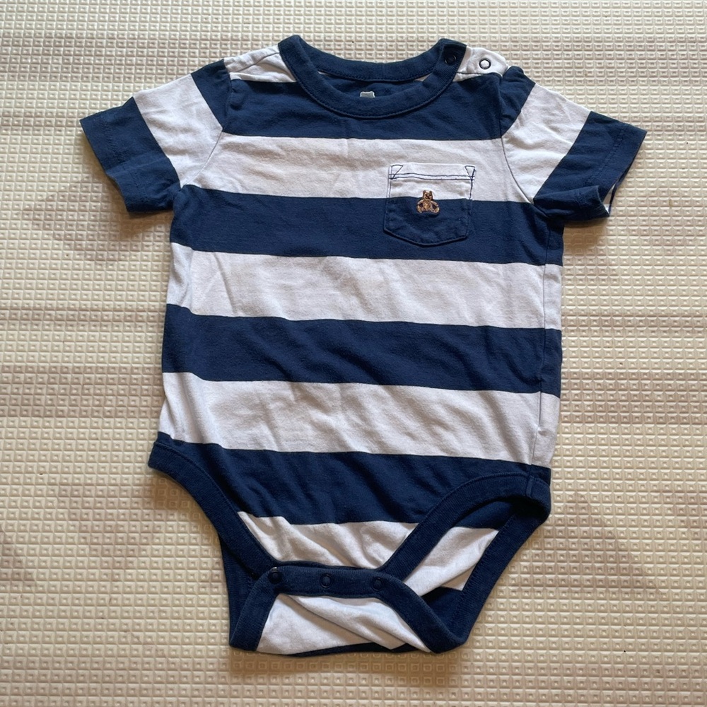 Baby GAP Organic Cotton Bodysuit